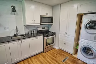 110 W Spring Valley Pike, Centerville, OH 45458 - Photo 6
