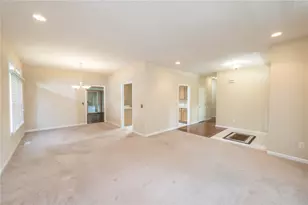 7444 New York Way, Butler Twp, OH 45414 - Photo 8