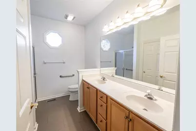 7444 New York Way, Butler Twp, OH 45414 - Photo 32