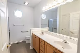 7444 New York Way, Butler Twp, OH 45414 - Photo 32