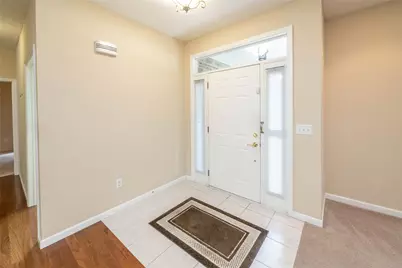 7444 New York Way, Butler Twp, OH 45414 - Photo 6