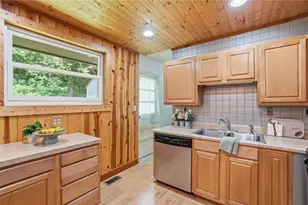 160 Belair Cir, Bellbrook, OH 45305 - Photo 16