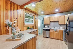 160 Belair Cir, Bellbrook, OH 45305 - Photo 10