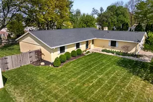 1180 Stillcreek Dr, Washington Twp, OH 45458 - Photo 2
