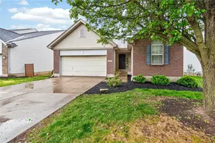 325 Easton Manor Dr, Monroe, OH 45050 - Photo 2