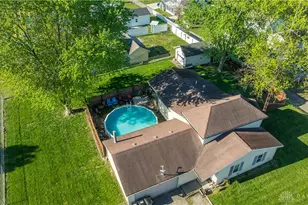 220 Racer St, Troy, OH 45373 - Photo 32