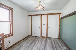 220 Racer St, Troy, OH 45373 - Photo 6