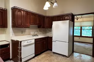 3399 Mill Run Dr, Beavercreek, OH 45432 - Photo 2