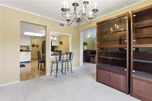 1600 Pine Tree Ln, West Carrollton, OH 45449 - Photo 12
