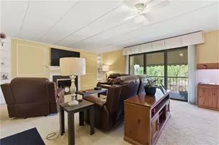 1600 Pine Tree Ln, West Carrollton, OH 45449 - Photo 6