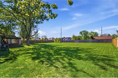 2476 Bradshire, Miami Township, OH 45342 - Photo 68
