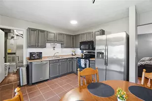 2476 Bradshire, Miami Township, OH 45342 - Photo 28