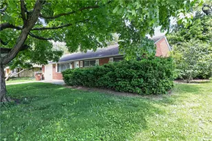 3883 Elmira Dr, Kettering, OH 45439 - Photo 2