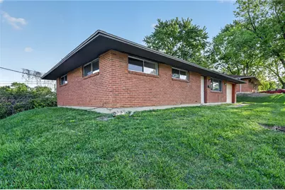 6051 Longford Road, Huber Heights, OH 45424 - Photo 4