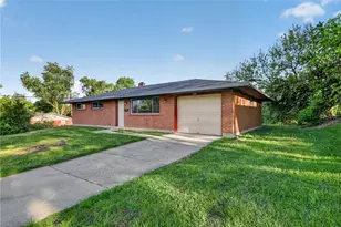 6051 Longford Rd, Huber Heights, OH 45424 - Photo 2