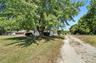 301 N Spring St, West Milton, OH 45383 - Photo 4