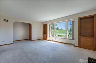 1169 Waving Willow Dr, Dayton, OH 45409 - Photo 4