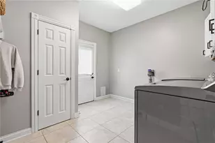 7701 Woodbridge Ct, Clearcreek Twp, OH 45066 - Photo 32
