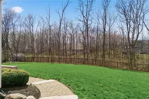 7701 Woodbridge Ct, Clearcreek Twp, OH 45066 - Photo 6