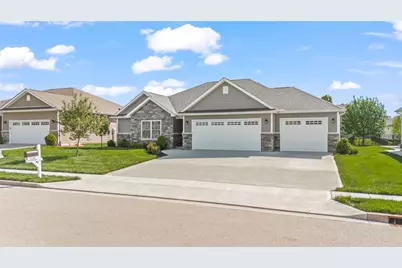 1151 Parklawn Court, Troy, OH 45373 - Photo 2