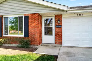 5454 Bromwick Dr, Dayton, OH 45426 - Photo 2
