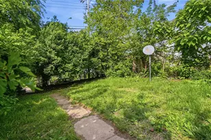 823 Wyoming St, Dayton, OH 45410 - Photo 10