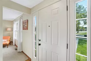 478 Robin Hood Ln, Troy, OH 45373 - Photo 6
