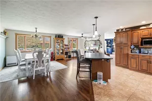 2341 Clubside Dr, Beavercreek, OH 45431 - Photo 6