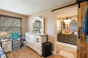 2341 Clubside Dr, Beavercreek, OH 45431 - Photo 8