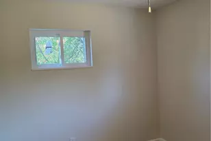 1549 Azalea Dr, Trotwood, OH 45417 - Photo 8
