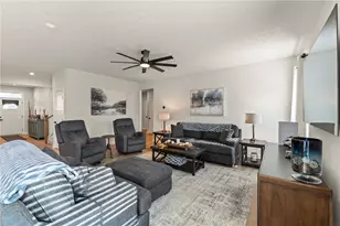 9886 Fairwater Springs Dr, Centerville, OH 45458 - Photo 16