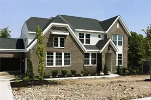 2460 Bent Grass Dr, Beavercreek, OH 45431 - Photo 1