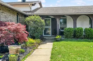 5882 Shady Cove Ln, Trotwood, OH 45426 - Photo 2