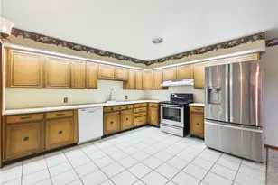 674 W Main St, New Lebanon, OH 45345 - Photo 22
