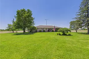 674 W Main St, New Lebanon, OH 45345 - Photo 2