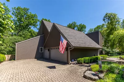 7655 S Winding Way, Tipp City, OH 45371 - Photo 2