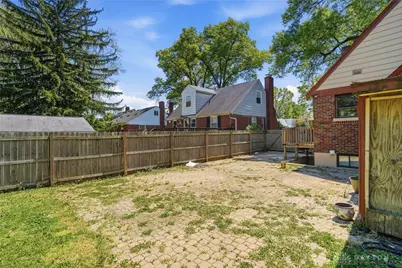 5642 Surrey Avenue, Green Township, OH 45248 - Photo 40
