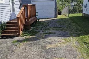 719 Kirk Lynne St, Dayton, OH 45403 - Photo 2