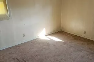 719 Kirk Lynne St, Dayton, OH 45403 - Photo 8