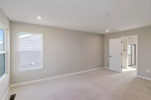 154 Kenneth Hamilton Way, Yellow Springs Vlg, OH 45387 - Photo 12