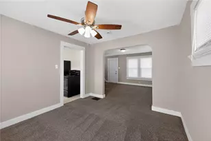 2122 S Smithville Rd, Dayton, OH 45420 - Photo 4