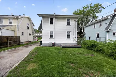 2122 S Smithville Road, Dayton, OH 45420 - Photo 2