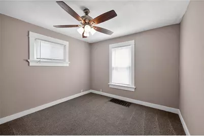 2122 S Smithville Road, Dayton, OH 45420 - Photo 14