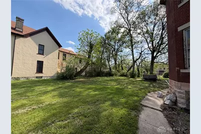 221 Central Avenue, Dayton, OH 45406 - Photo 44