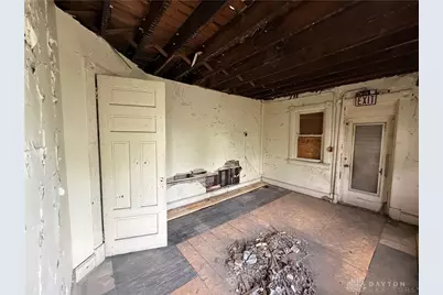 221 Central Avenue, Dayton, OH 45406 - Photo 16