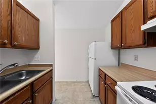 2531 Windsor Village Dr, Miami Township, OH 45342 - Photo 16
