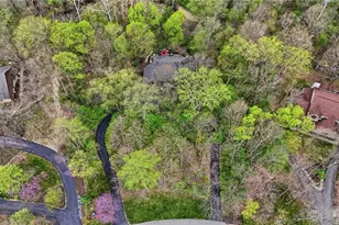 430 Leander Dr, Springfield Twp, OH 45504 - Photo 2