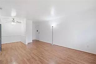 5655 E Coach Dr, Dayton, OH 45440 - Photo 8