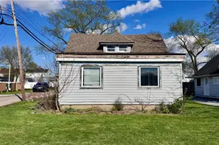 831 S Market St, Troy, OH 45373 - Photo 2