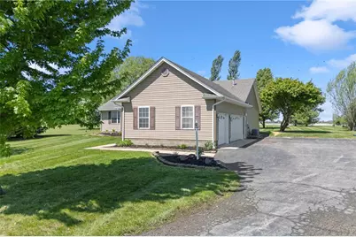 70 Dutch Creek Drive, Wilmington, OH 45177 - Photo 4
